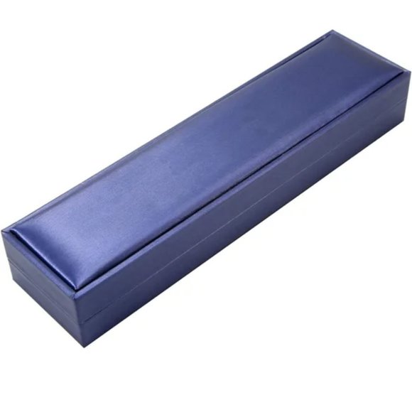 New Cuban Chains 18K white gold Plated Iced-Out Necklace - Picture 7 of 8